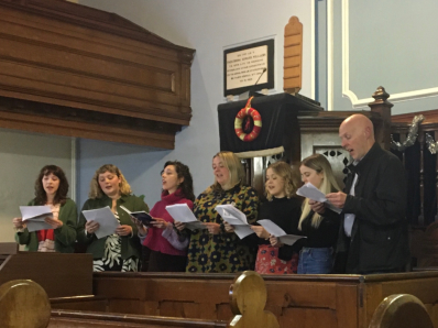 Canu Plygain singing