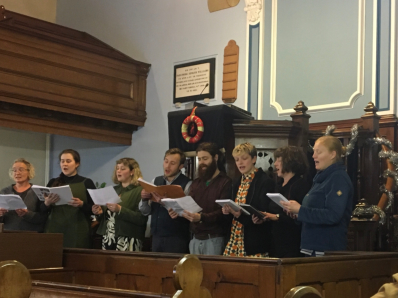 Canu Plygain singing