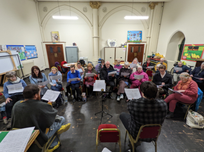 Canu Plygain singing