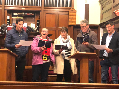Canu Plygain singing