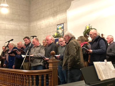 Canu Plygain singing