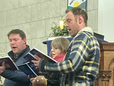 Canu Plygain singing