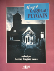 Canu Plygain singing